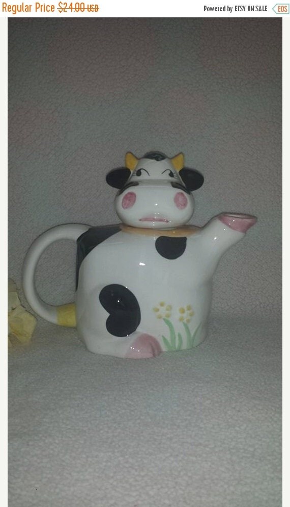 Vintage Cow Tea Pot Animal Teapot Animal Tea Pot by JunkYardBlonde