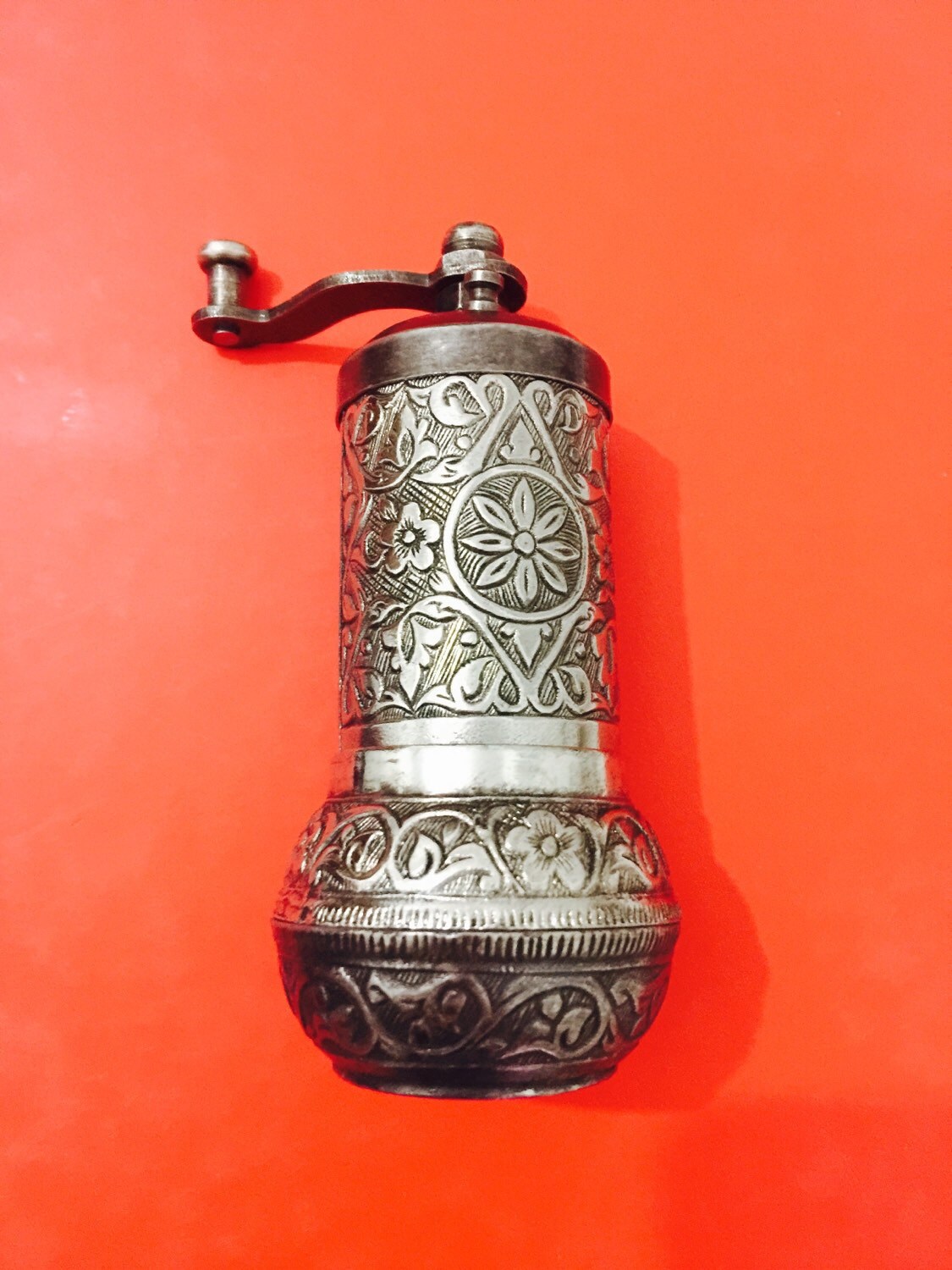 hand mill spice grinder herb grinder coffee grinder