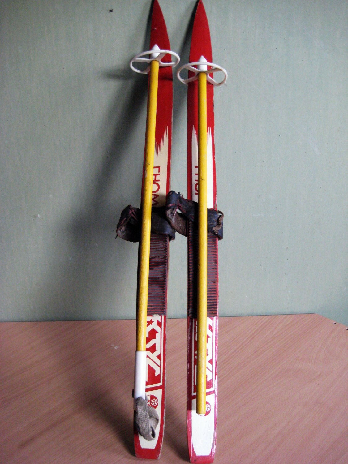 Soviet Vintage wooden Children's Skis/1970s