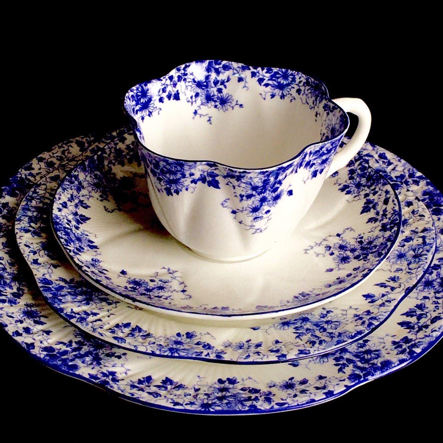 Shelley China Dainty Blue 4 Piece Teacup Set Antique Teacup