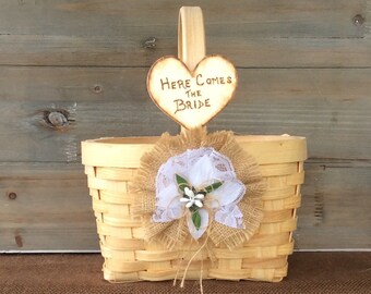Flower Girl Basket. Rustic Wedding Basket. Rustic Flower Girl Basket. Shabby Chic Basket. Shabby Chic Wedding.Flower Girl Gift. Photo Prop.