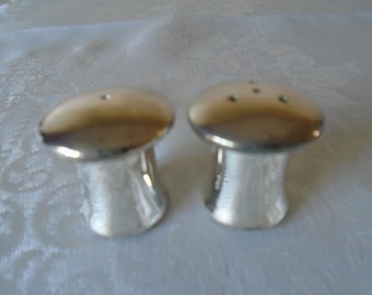 miniature silver plated salt and pepper shakers toadstool shaped