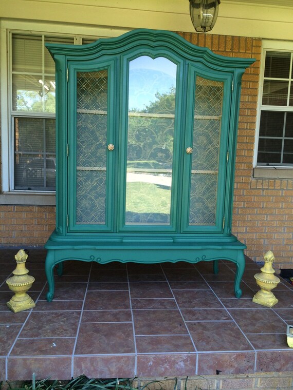 Emerald green painted china // painted by ReclaimedHarbor