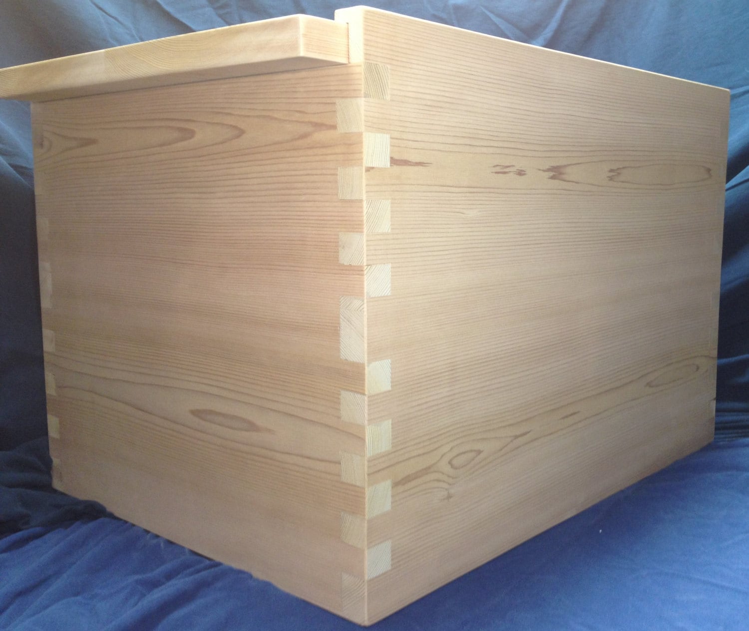 Large Wood Smokeless Gunpowder Storage Box