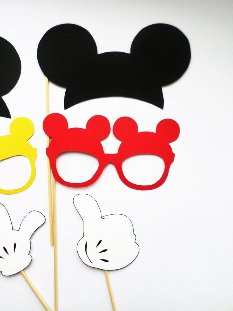 Photo booth props Mickey Mouse photo booth by PartyPhotoProps