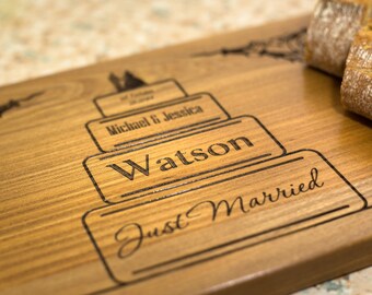 Tableau de découpe personnalisé, idées de cadeaux de mariage, idée de cadeau de mariage, cadeau de mariage personnalisé pour couple