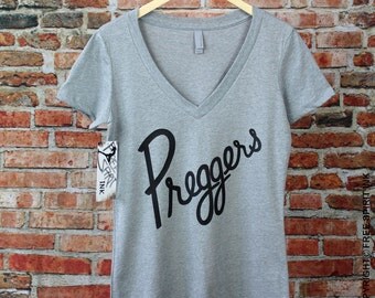 Preggers Shirt. Mother to Be Shirt. Preggers Tee. New Mom Gift. Pregnancy Reveal. Mom To Be Shirt. Pregnancy Announcement. Maternity Shirt