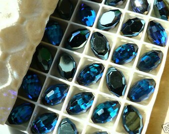 2 Swarovski Art. 4871 Bermuda Blue Corona 8x12mm