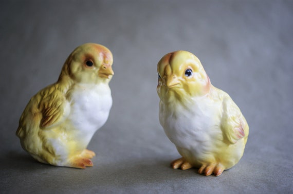 Vintage Lefton Easter Chicks Yellow Baby Chickens Figurines