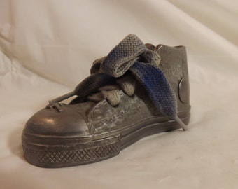 FREE SHIPPING rare shoe paper weight US Bank (Vault 5)