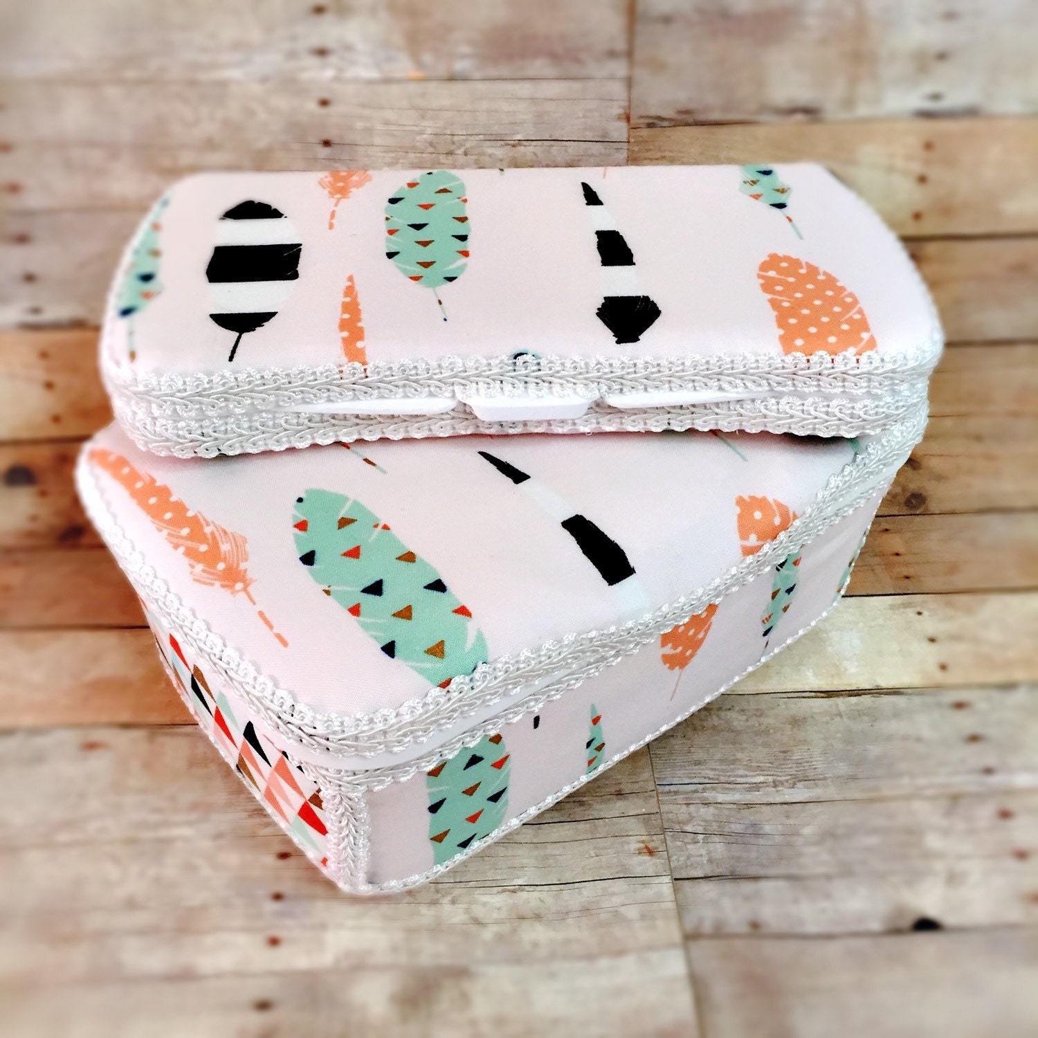 Feather diaper wipe case Gold baby wipes case Set of 2