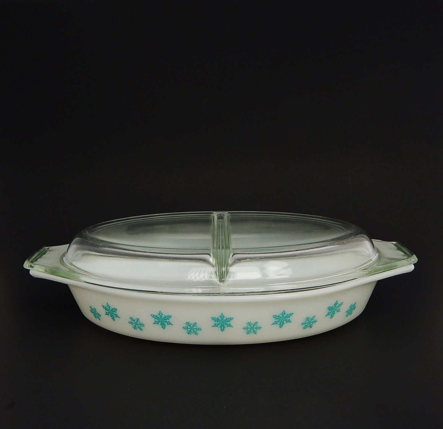 Pyrex Blue Snowflake Divided Casserole Dish With Lid 1 1/2 QT