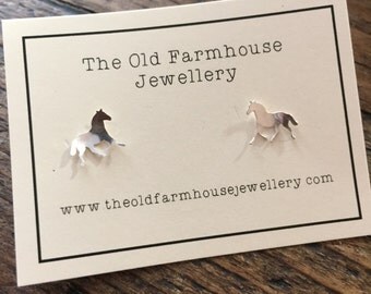 Tiny Horse Studs