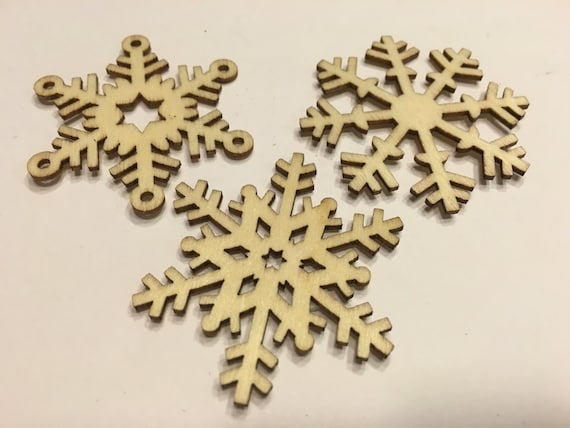 3 piece LARGE wood Snowflake mix 50 mm A3