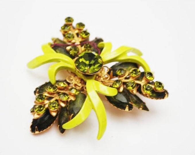 Green Rhinestone Enamel Floral Brooch mid century flower pin