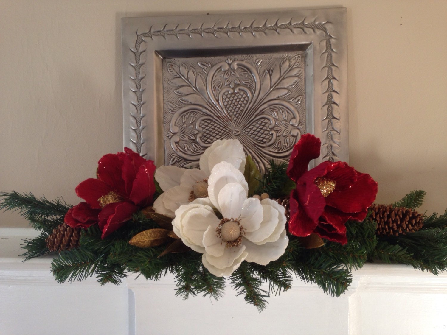 christmas mantle swag red white table centerpiece christmas mantle swag red white table centerpiece