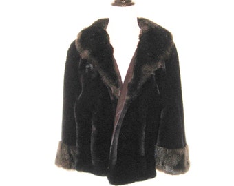 Items similar to 1940s Hudson seal cape vintage fur coat 40s black fur ...