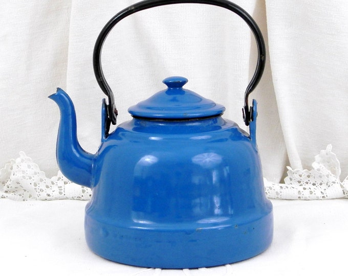Vintage French Enamelware Blue Kettle, French Country Decor, Vintage Kitchenalia, Kitchenware, Retro Home Interior, Cooking, Blue Kitchen Vintage French Enamelware Blue Kettle, French Country Decor, Vintage Kitchenalia, Kitchenware, Retro Home Interior, Cooking, Blue Kitchen