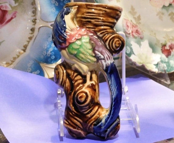 Vintage Majolica Wall Pocket Bird of Paradise 1940s 40s Made In Japan Wallpocket Pottery Home Wall Decor Hanging Flower Vase Cottage Chic