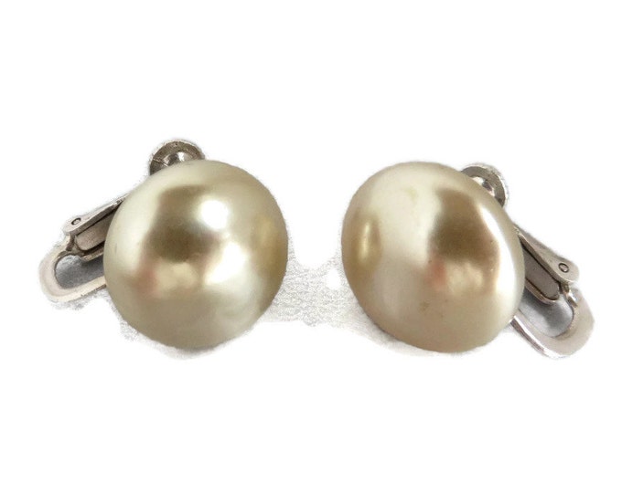 Pearl Gray Button Earrings, Vintage Sterling Silver Screw Back Earrings, Bridal Jewelry, Gift for Her