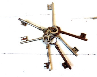 French Vintage Skeleton Keys/Vintage Skeleton Keys/Vintage Keys