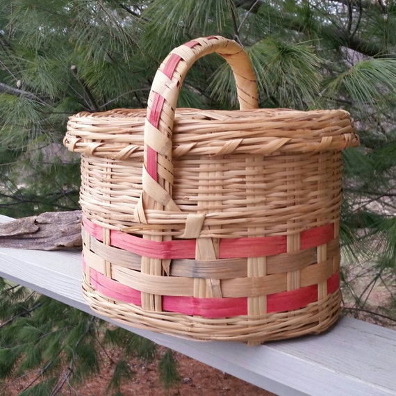 Vintage Wicker Basket with Lid & Handle Made in Mexico