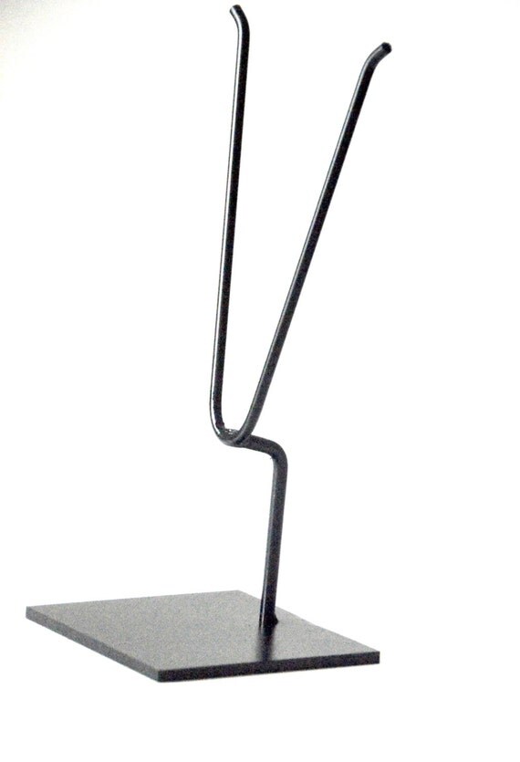 12 Y style Metal display stand for african masks and