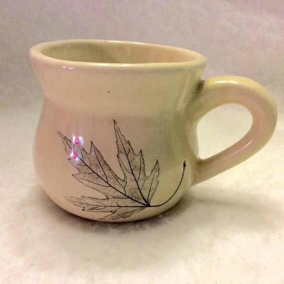 Vintage Nemad Native American Pottery coffee mug maple leaf