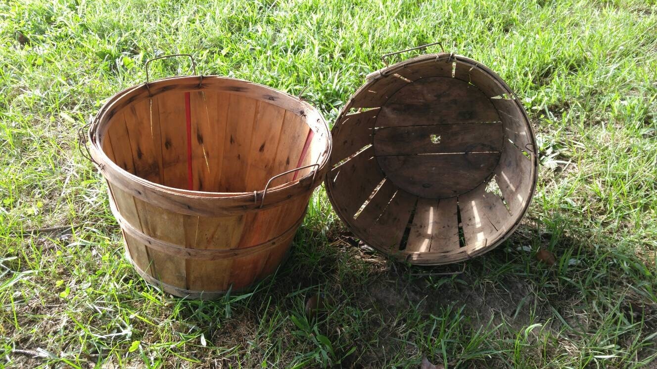 2 Vintage Wood Apple Baskets Large Orchard Harvest Baskets for