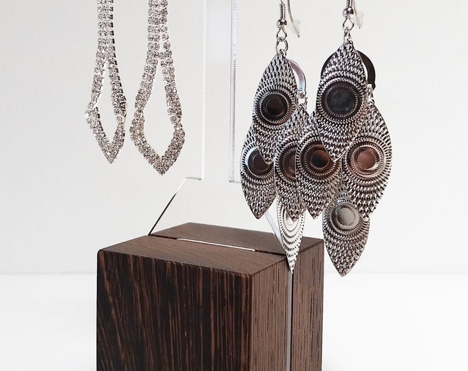 Jewelry display set for craftshow and shopwindow
