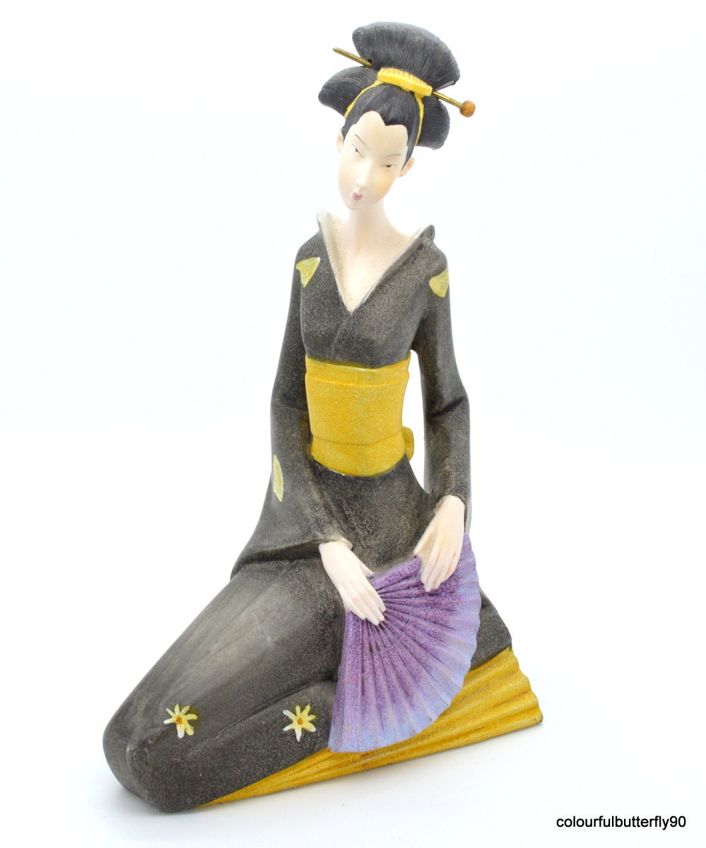 Geisha Paradise figurine by The Leonardo Collection Rare