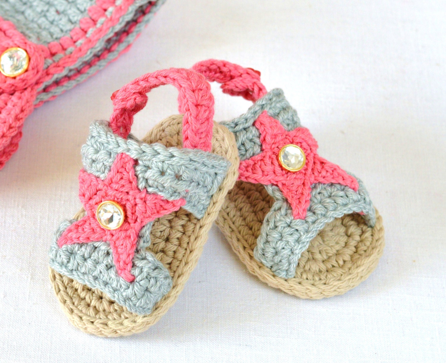 Crochet Pattern Baby Sandals with Stars Instructions for 3