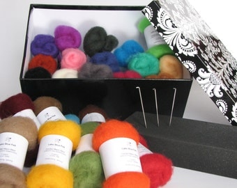 Needle Felting Kit, complete with felting needles, felting pad, needle felting wool.