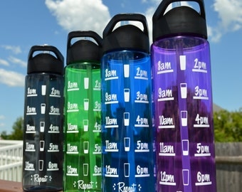 Water Bottle // Motivational Water Time Tracker // Gym // Hydration Tracker // 24 oz Bottle // Plastic // Personalized // Add Custom Saying