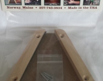 Twist It: Under Kitchen Cabinet Jar/Bottle Opener