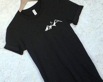 Mountains Tee T-Shirt - Hiking Shirt - Mountain Shirt Mountains Shirt - Camping Shirt - Nature Shirt - Mountains Calling