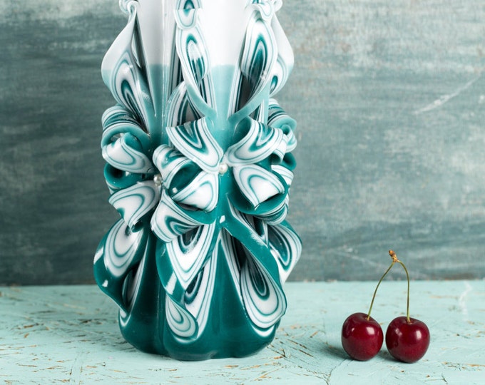 Cool Christmas presents, Ribbon Candy, Carved Candle, White Candle with Turquoise, Cool Christmas gift ideas, Holiday Candle, Cool presents
