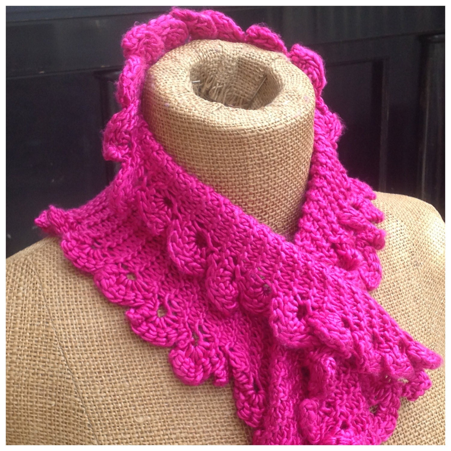PDF knitting pattern, scarflette, scarf, garter stitch, reversible, ruffled s...