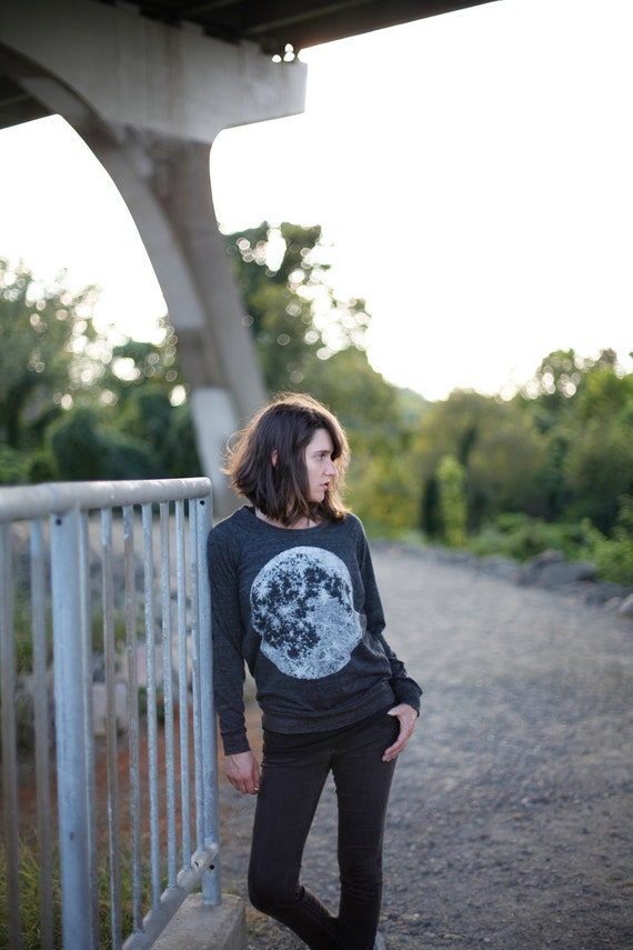 Moon Shirt Longsleeve Pullover