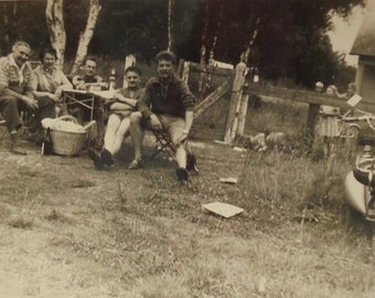 French Vintage Photo - A Rustic Picnic
