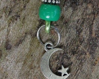 Islamic Muslim Crescent Moon and Star Beaded Craft Kit Ornament or Key Chain
