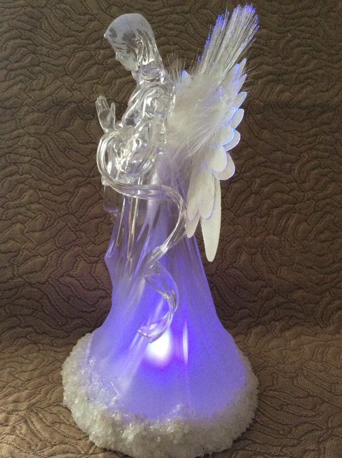 GLOWING PRAYING ANGEL Christmas Figurine End glow lighted