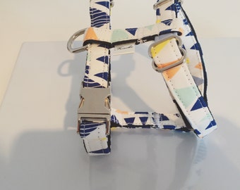 Adjustable dog harness "Blue triangles"