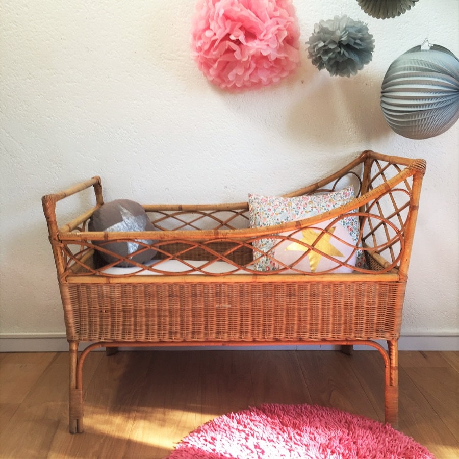 Cradle, crib, babybed, rattan, mid century modern, vintage, 60s, model