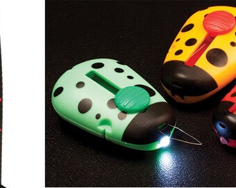 NEEDLE BEETLE Needle Threader Quilting Quilting Notion Notions