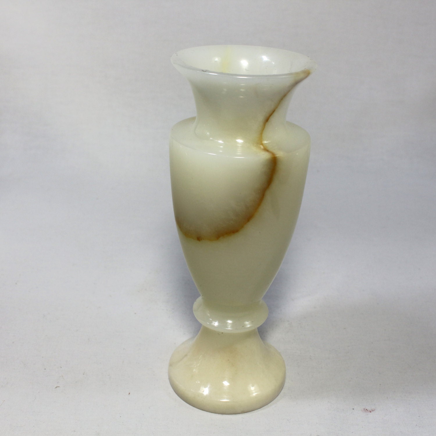 Vintage White onyx marble vases. Carved Onyx Stone Vase Brown