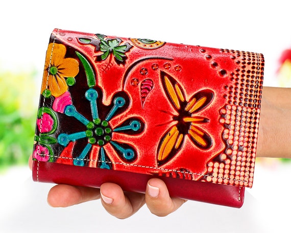 cute clutch wallets