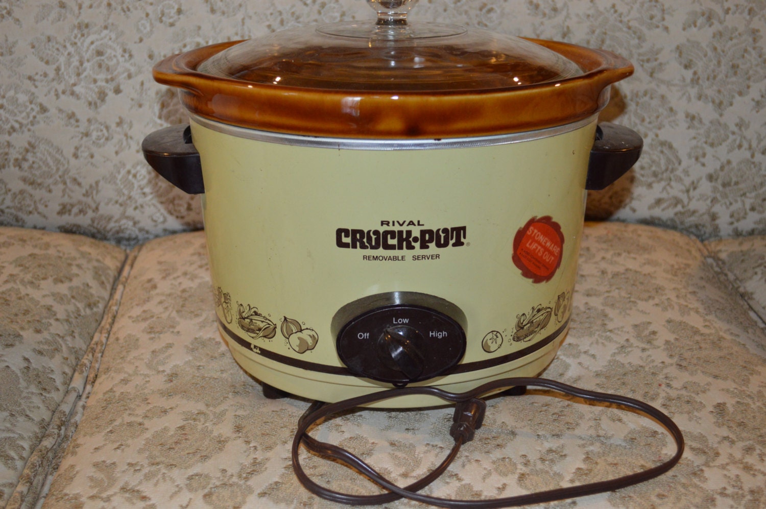 Rival 4 Quart Crock Pot  Sow Cooker Removable Stoneware Model