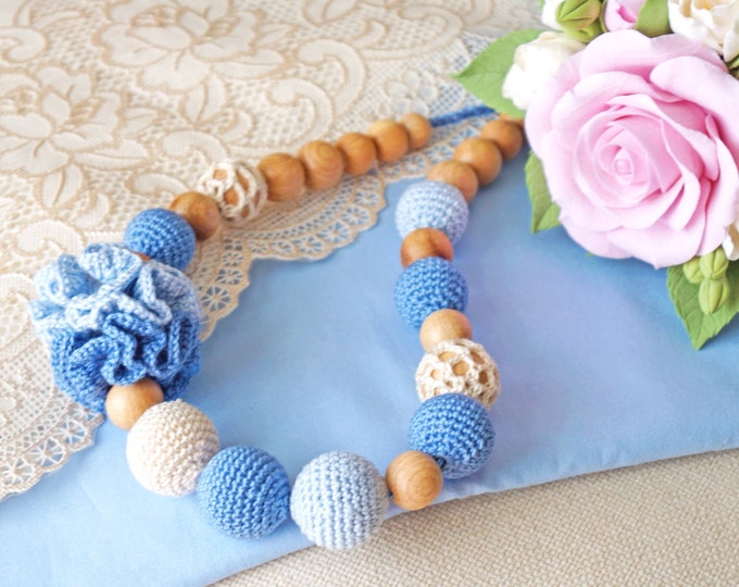 Nursing necklace / Teething necklace / Babywearing necklace - Sky blue