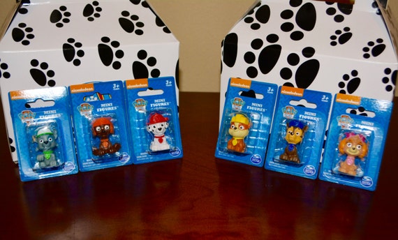 Paw patrol miniature figurines, paw patrol party theme - Set of 6